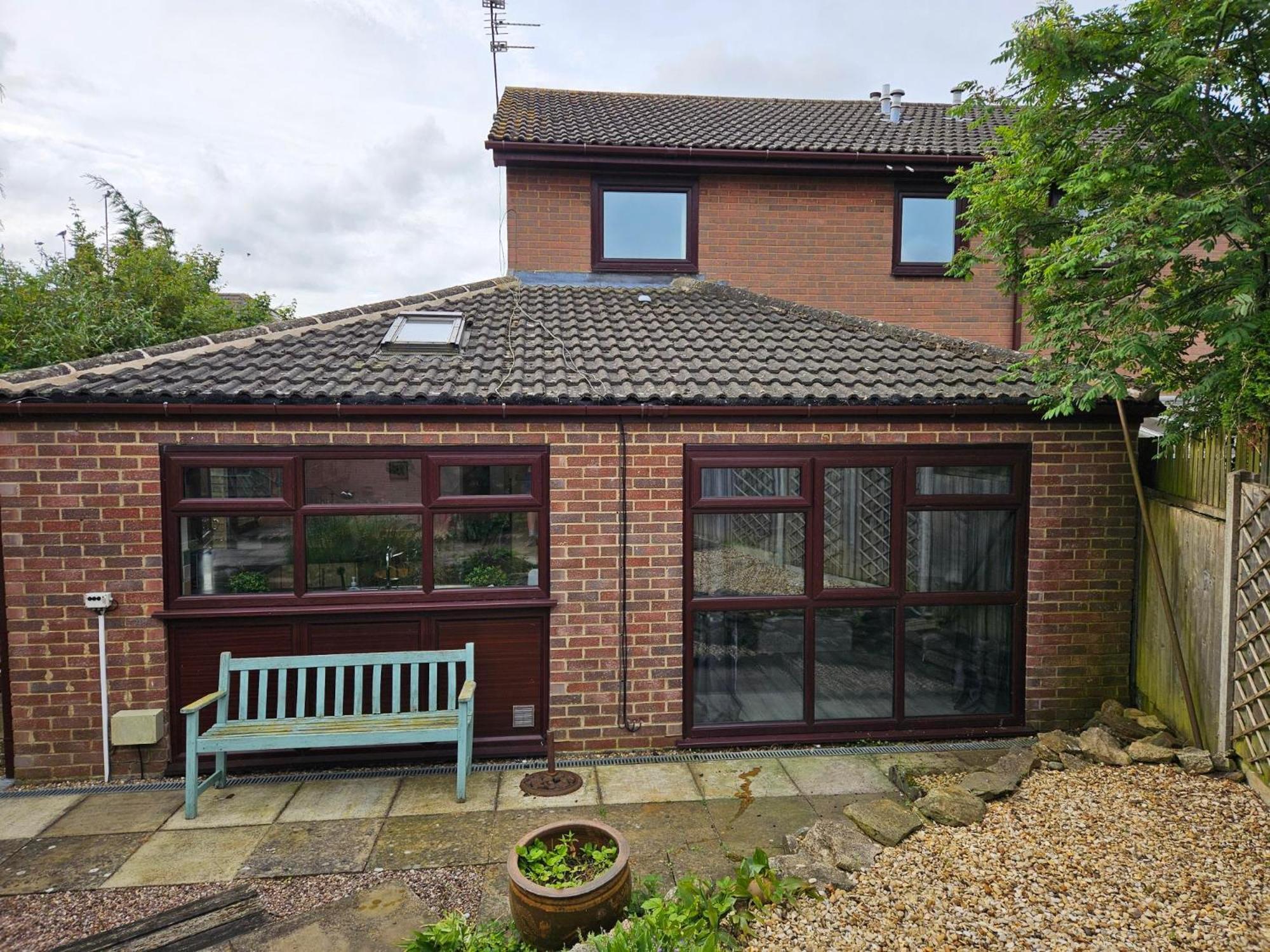 Redcot Gardens Stamford 4 Bed Contractor Familt Home With Parking Eksteriør billede